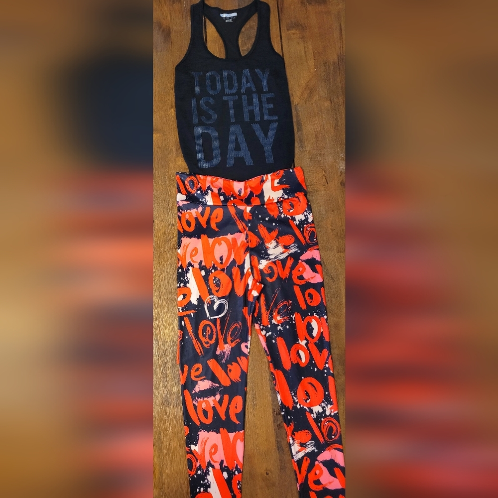 Workout Set New Forever 21 Top Size S Leggins Pants M